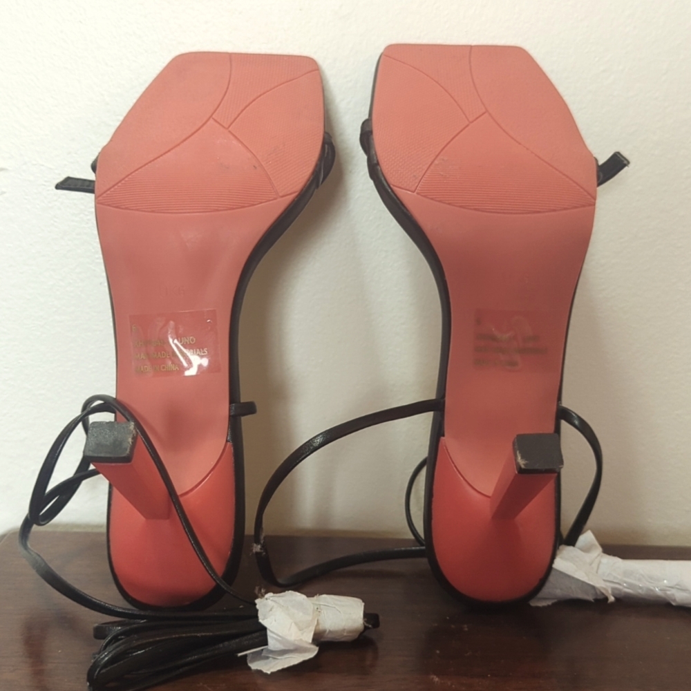 NWOT EGO Elegant Black and Orange Heels - Picture 3 of 4